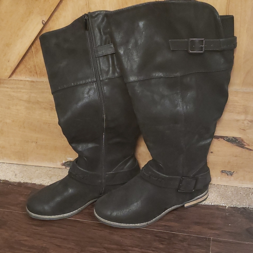 Black wife calf torrid boots